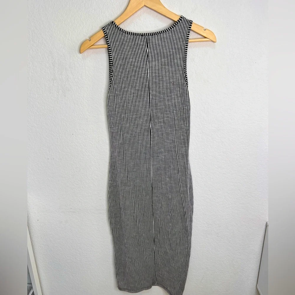 Caution to the wind women’s black and white striped dress size xs - Picture 2 of 3